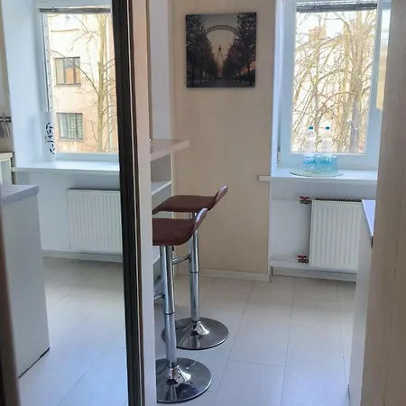 Warm And Welcoming Near Xiaomi Arena Apartment