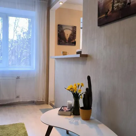 Warm And Welcoming Near Xiaomi Arena Daire *