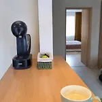 Warm And Welcoming Near Xiaomi Arena Appartement *